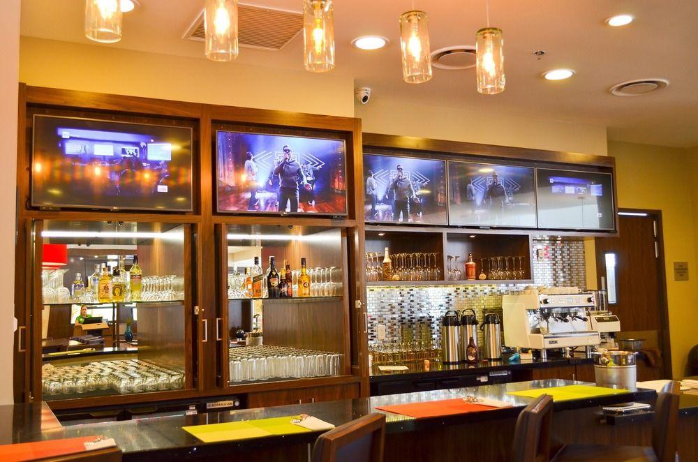 埃莫西万豪万怡酒店 埃莫西约 外观 照片